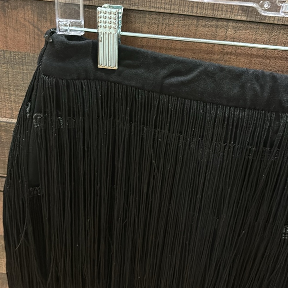 Shein SXY shorts with fring - size large - Picture 4 of 5